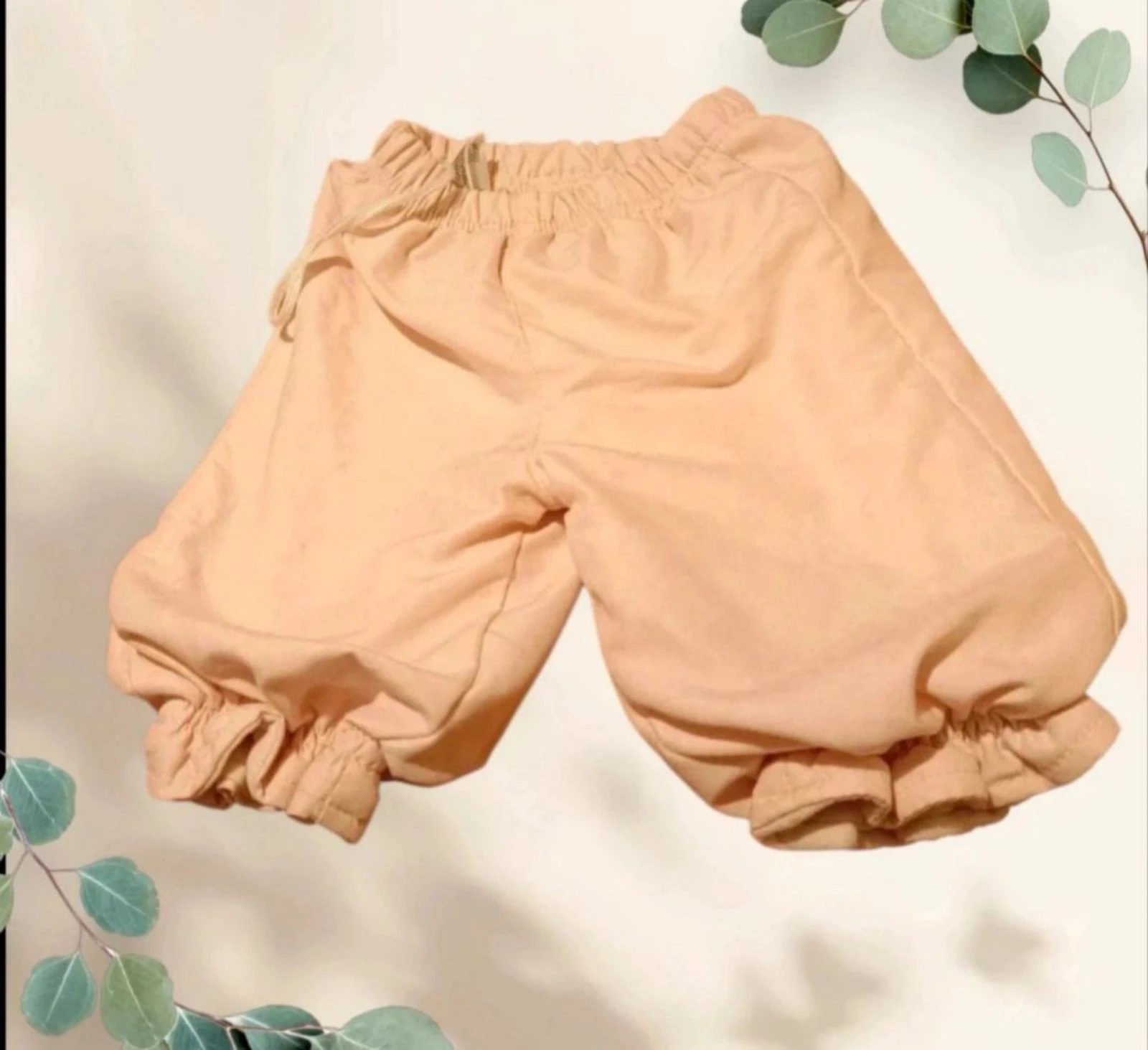 Pantalon bouffant matelassé rose pêche chaud – Taille 3 mois – Très bon état